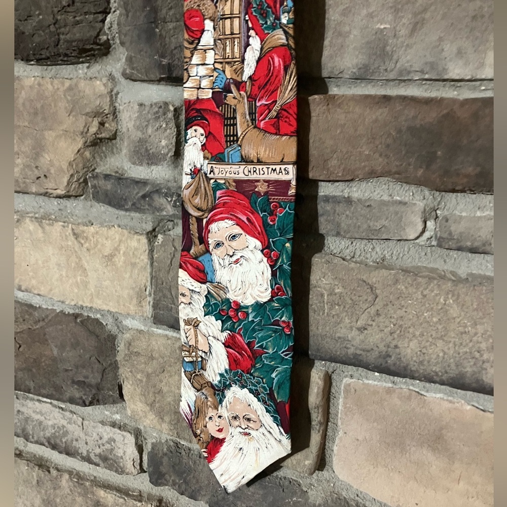 Festive Hasting and Smith Santa Christmas Tie
